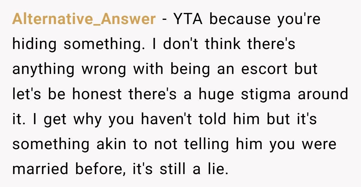 Woman Hides Escort Past From Fiancé For Two Years, Finally Confesses And Gets the Surprise Of Her Life