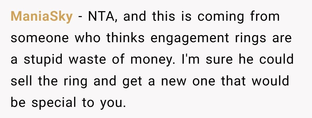 Fiancée Refuses “Recycled” Engagement Ring After Learning It Was Bought For His Ex