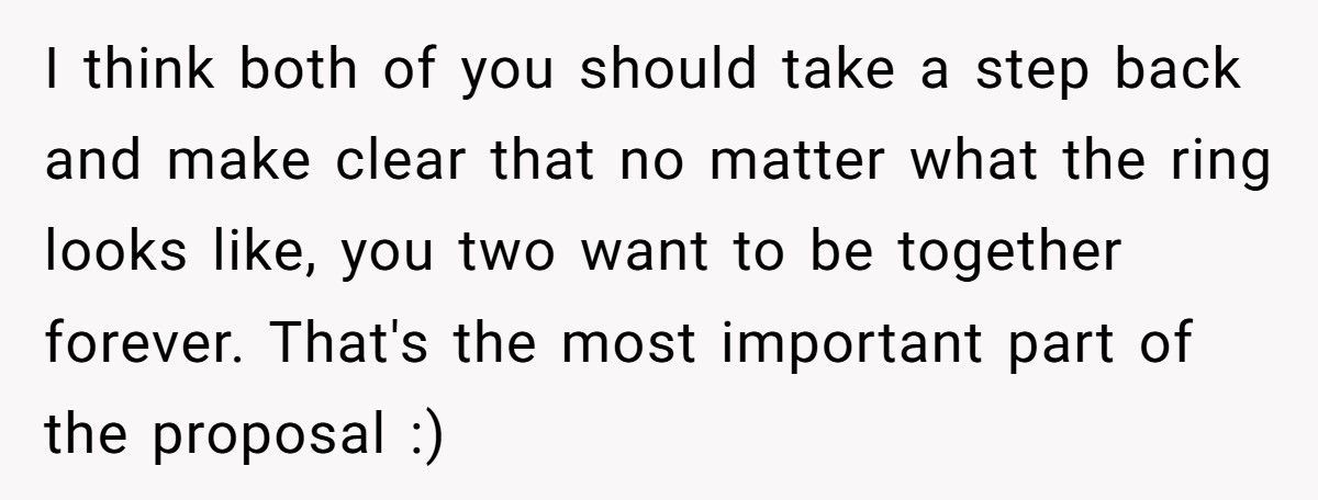 Fiancée Refuses “Recycled” Engagement Ring After Learning It Was Bought For His Ex