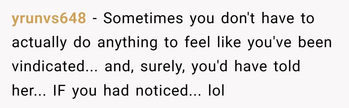High School Bully Hugged Her Like Nothing Happened, Then Spent The Reunion With Her Fly Down In Every Photo High School Bully Hugged Her Like Nothing Happened, Then Spent The Reunion With Her Fly Down In Every Photo