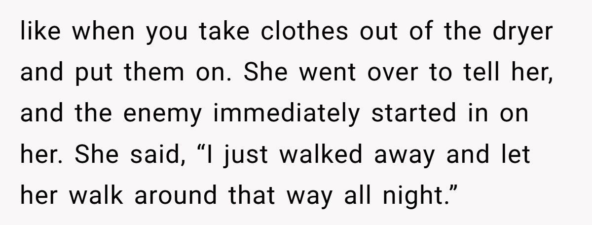 High School Bully Hugged Her Like Nothing Happened, Then Spent The Reunion With Her Fly Down In Every Photo High School Bully Hugged Her Like Nothing Happened, Then Spent The Reunion With Her Fly Down In Every Photo