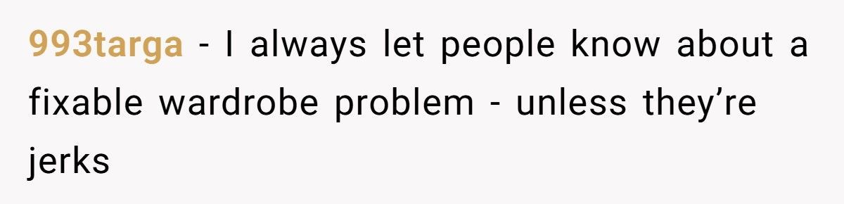 High School Bully Hugged Her Like Nothing Happened, Then Spent The Reunion With Her Fly Down In Every Photo High School Bully Hugged Her Like Nothing Happened, Then Spent The Reunion With Her Fly Down In Every Photo