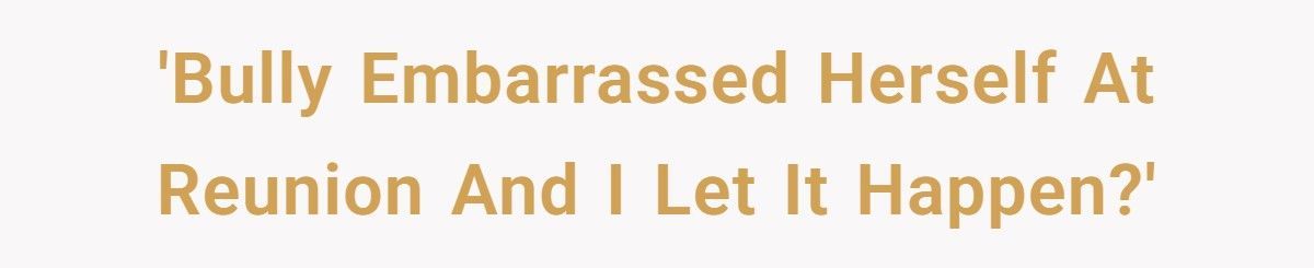 High School Bully Hugged Her Like Nothing Happened, Then Spent The Reunion With Her Fly Down In Every Photo High School Bully Hugged Her Like Nothing Happened, Then Spent The Reunion With Her Fly Down In Every Photo