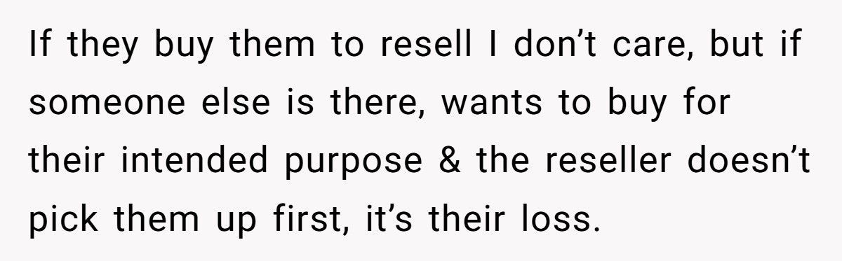 Reseller Freaks Out When Shopper Buys Items She Left Behind At Thrift Store Reseller Freaks Out When Shopper Buys Items She Left Behind At Thrift Store