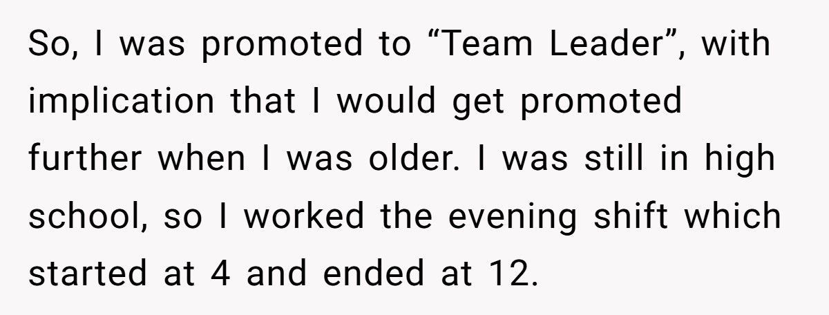 Fast Food Boss Refuses To Do Her Job, Team Lets Her Fail Spectacularly