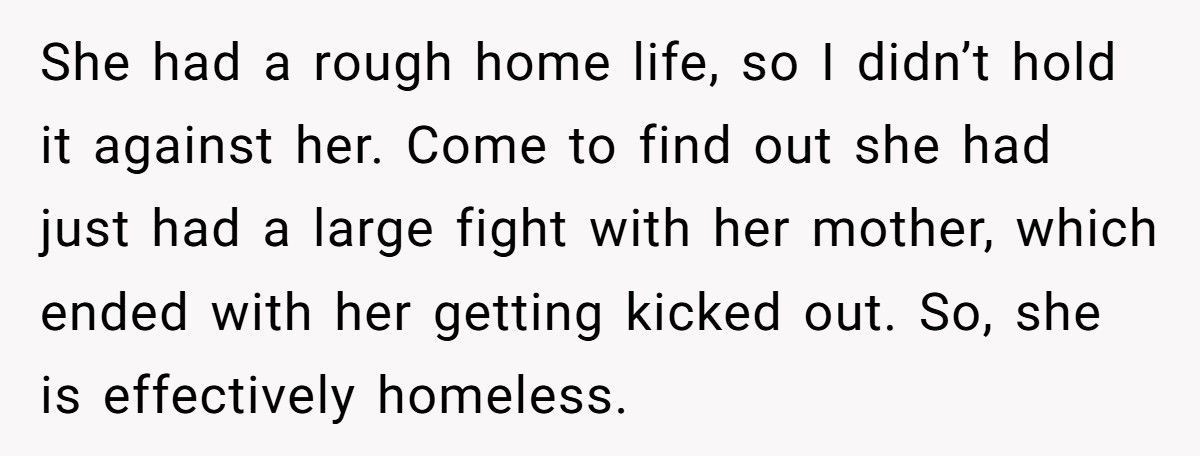 Fast Food Boss Refuses To Do Her Job, Team Lets Her Fail Spectacularly