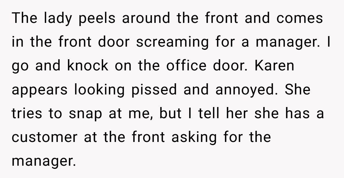 Fast Food Boss Refuses To Do Her Job, Team Lets Her Fail Spectacularly