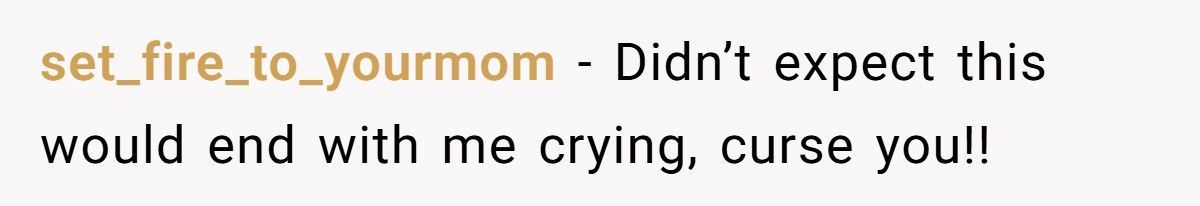 Fast Food Boss Refuses To Do Her Job, Team Lets Her Fail Spectacularly