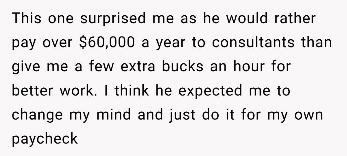 Boss Tells Employee To “Stick To Job Title”, Chaos Ensues When No One Gets Paid