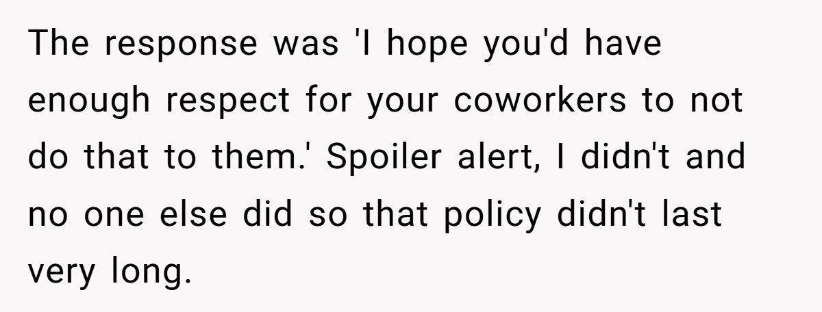 Boss Docks 15 Minutes For Being 1 Minute Late, Then Gets Mad When Worker Refuses Free Labor