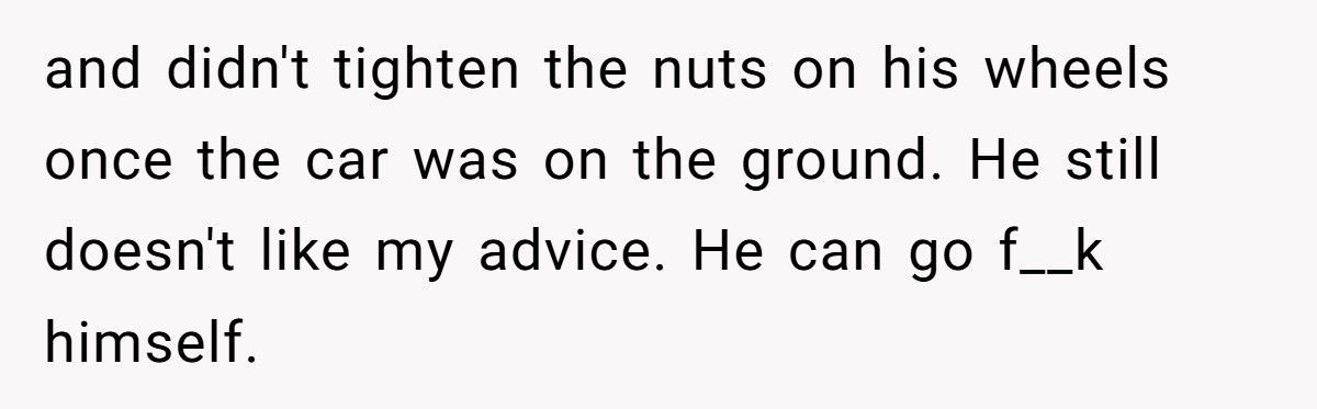 Customer Refuses Female Mechanic, Ends Up Waiting Two Hours For Nothing