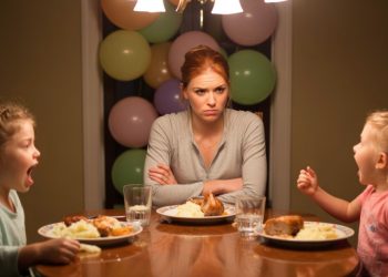 Mom Apologized Once For Raising Daughter In Poverty, Now Daughter Won’t Let It Go