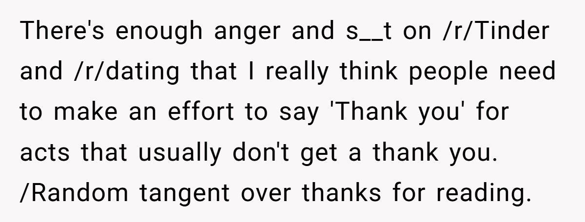 Customer Accuses Bartender Of Overcharging, She Shows Him What Overcharging Looks Like