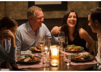 Sister’s Boyfriend Offended After Mom Picks Fancy Restaurant Without Checking His Budget Sister’s Boyfriend Offended After Mom Picks Fancy Restaurant Without Checking His Budget