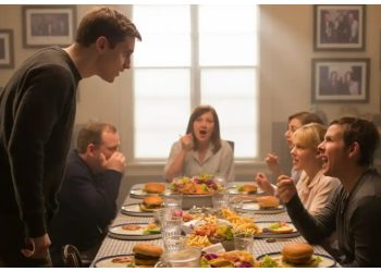 She Served Her Vegetarian Niece Beef on Purpose - So the Niece Got Revenge at the Dinner Table She Served Her Vegetarian Niece Beef on Purpose – So the Niece Got Revenge at the Dinner Table