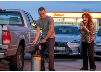 She Tried to Save 5 Minutes by Cutting the Line – Ended Up Stuck for 20 in the Most Humiliating Way