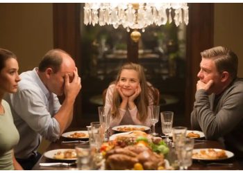 Teen Fires Back at 30-Year-Old Brother-in-Law Who Fat-Shames Her by Pointing Out His Balding Hairline