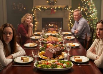 Man Bans Sister From Making Her Teen Daughters Food At His House During Christmas Party