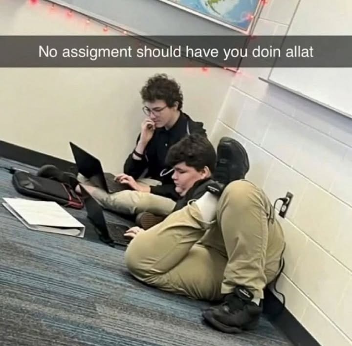 40 Absurdly Funny Photos That Make Zero Sense And We Love It