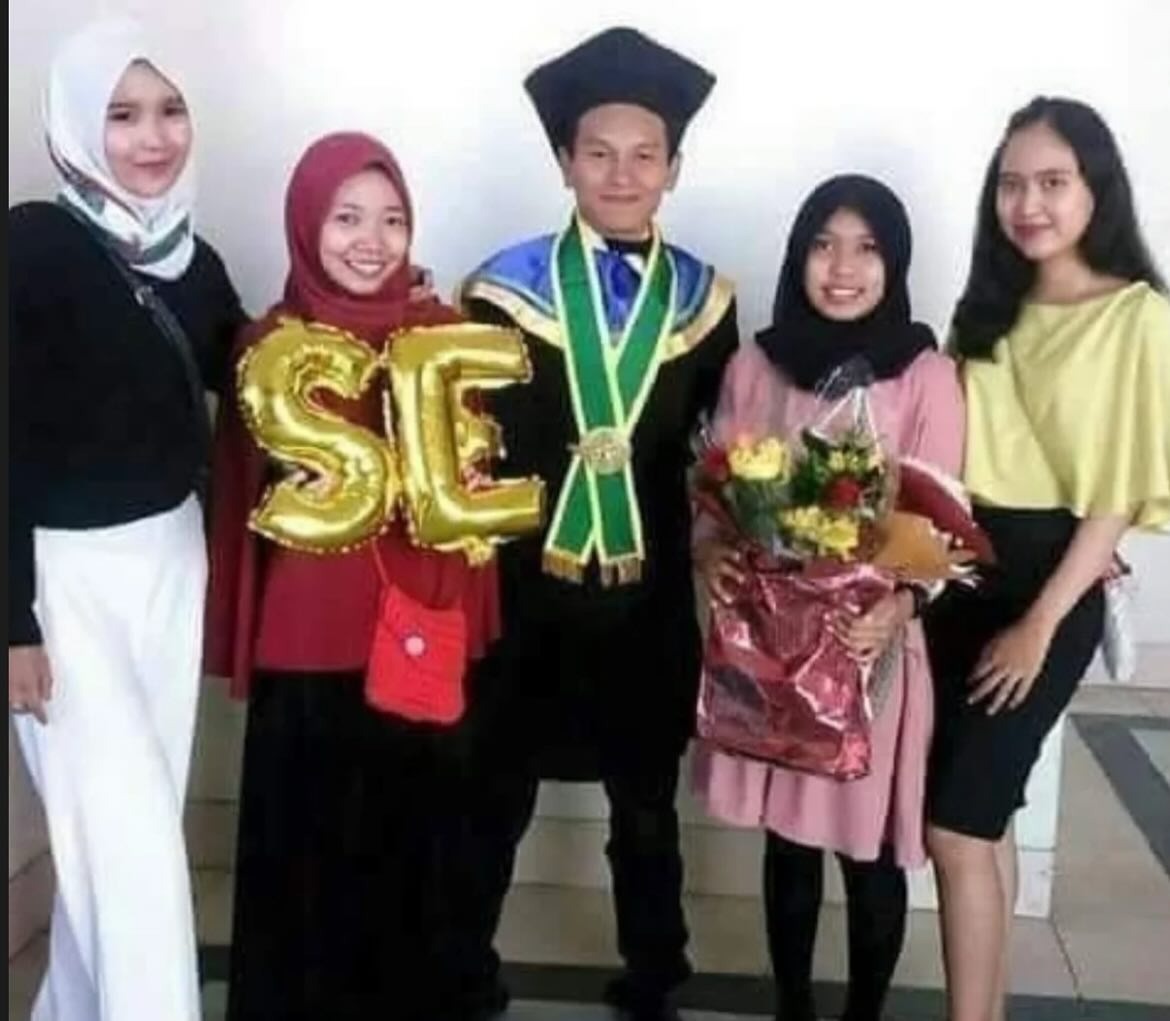 40 Absurdly Funny Photos That Make Zero Sense And We Love It