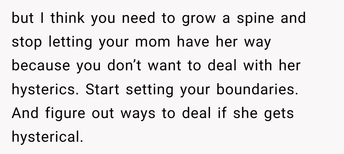 Mother Turns Wedding Into Family Reunion Behind Bride’s Back, Gets Blindsided When Newlyweds Disappear Generated by Aubtu.biz