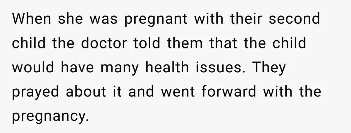 A Redditor’s Thanksgiving Explodes into Drama After Sister Asks Him to Care for Her Disabled Daughter