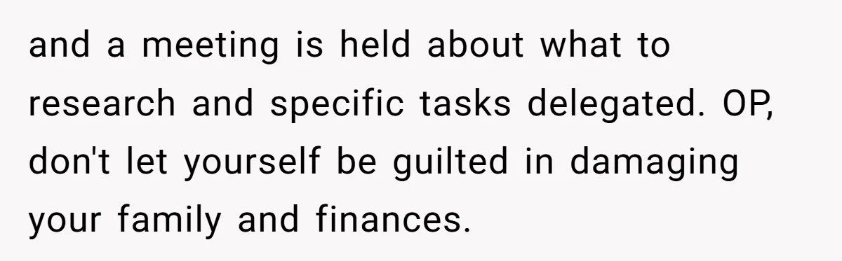A Redditor’s Thanksgiving Explodes into Drama After Sister Asks Him to Care for Her Disabled Daughter