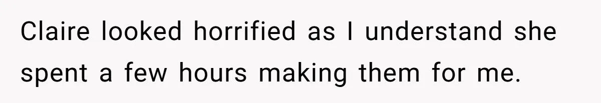 Gender Reveal Cupcakes Ruined By Dog Lead To Payment Dispute
