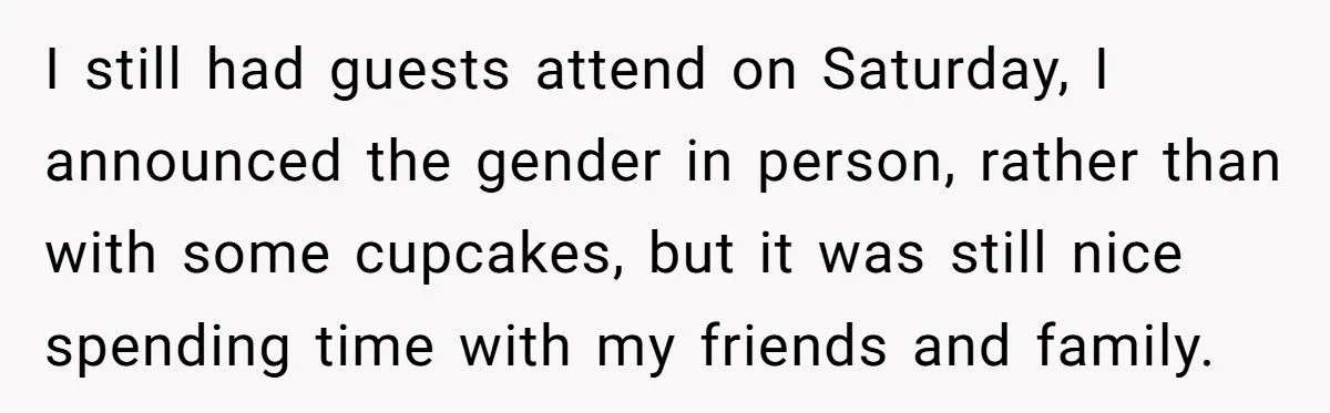 Gender Reveal Cupcakes Ruined By Dog Lead To Payment Dispute