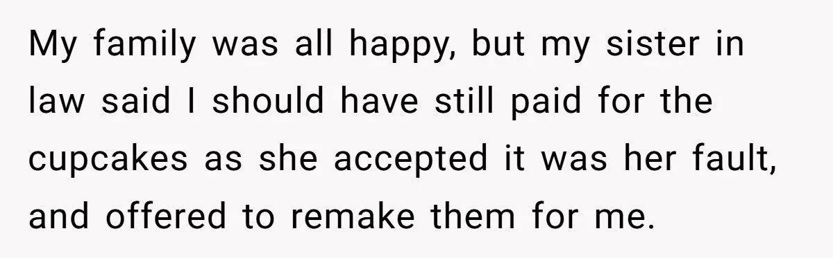 Gender Reveal Cupcakes Ruined By Dog Lead To Payment Dispute