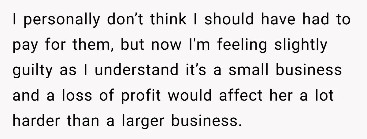 Gender Reveal Cupcakes Ruined By Dog Lead To Payment Dispute