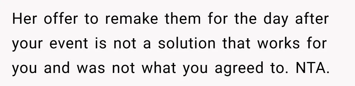Gender Reveal Cupcakes Ruined By Dog Lead To Payment Dispute