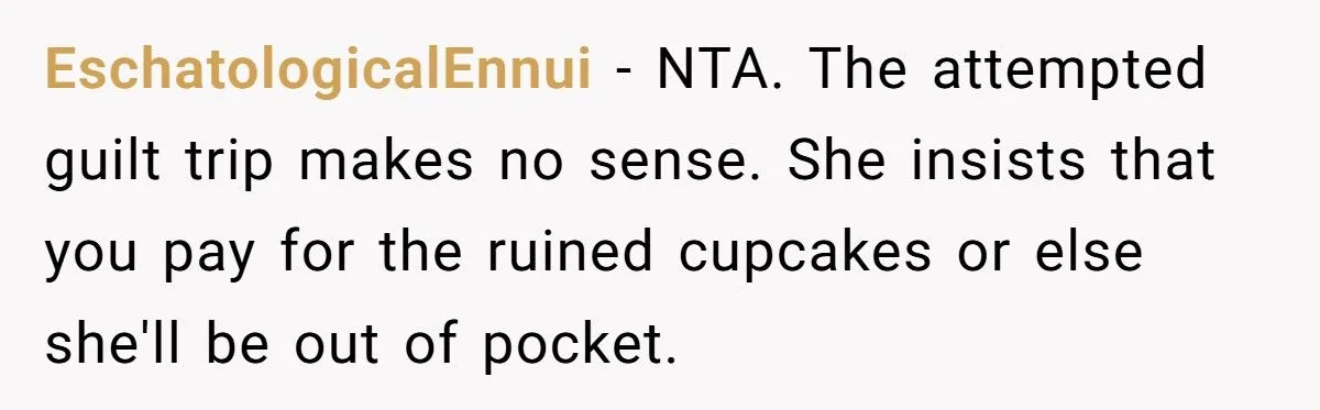 Gender Reveal Cupcakes Ruined By Dog Lead To Payment Dispute
