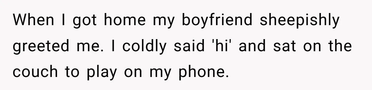 Her Boyfriend Told Her Not to Talk to Him While Naked - The Internet Can’t Believe His Reason