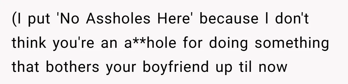 Her Boyfriend Told Her Not to Talk to Him While Naked - The Internet Can’t Believe His Reason