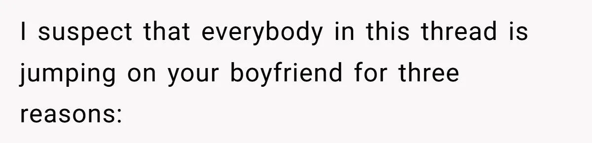 Her Boyfriend Told Her Not to Talk to Him While Naked - The Internet Can’t Believe His Reason