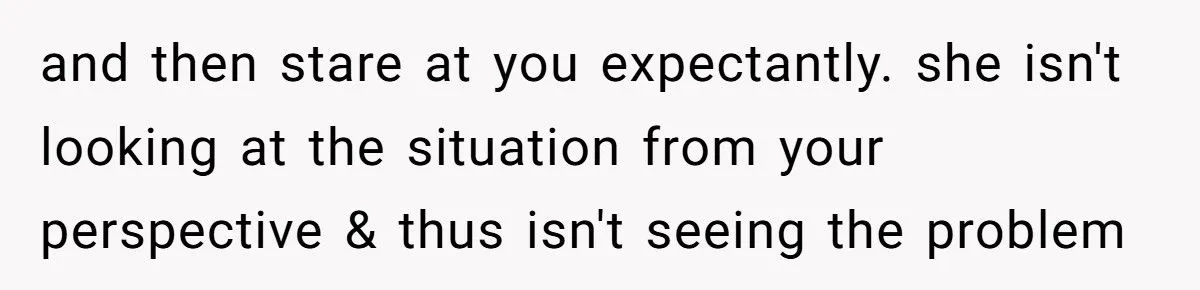She Leaves Her Wedding Ring at Home for Clubbing Nights - Is This a Dealbreaker?