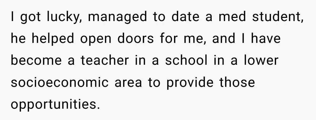 Teacher Calls Out Lawyer Friend For Dumping Supportive Boyfriend Over Classist ‘Real Man’ Claim