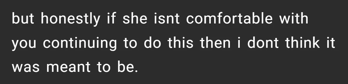 This Man Defends Tradition of Kissing His Homies Goodnight - Girlfriend Calls It Weird