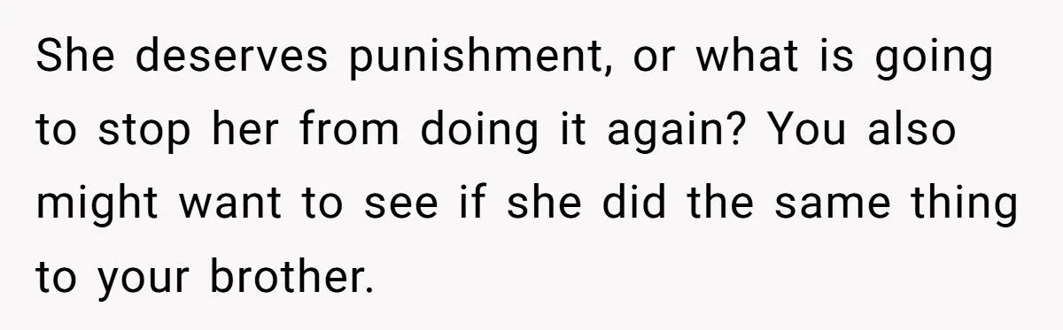 Man’s Heart-Wrenching Dilemma: Reporting Mom For Identity Theft Over $43K Debt