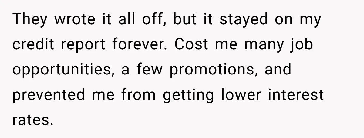 Man’s Heart-Wrenching Dilemma: Reporting Mom For Identity Theft Over $43K Debt
