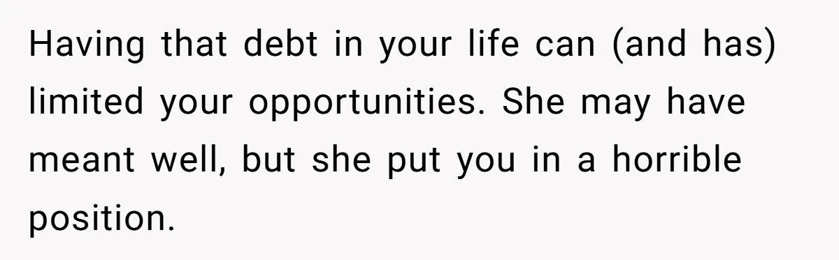 Man’s Heart-Wrenching Dilemma: Reporting Mom For Identity Theft Over $43K Debt