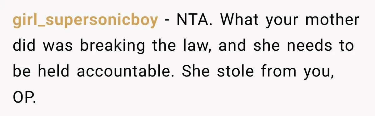 Man’s Heart-Wrenching Dilemma: Reporting Mom For Identity Theft Over $43K Debt