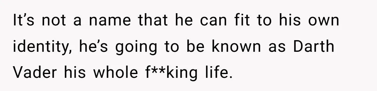 Reddit Explodes After Teen Mom Says She’s Naming Her Baby Anakin Skywalker - Brother Calls Her an Id-ot