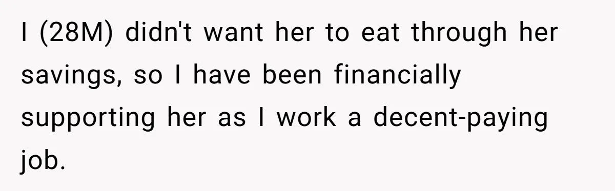 Boyfriend’s Lavish Gift Sparks Girlfriend’s Seizure And Christmas Meltdown