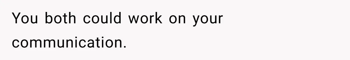 Boyfriend’s Lavish Gift Sparks Girlfriend’s Seizure And Christmas Meltdown