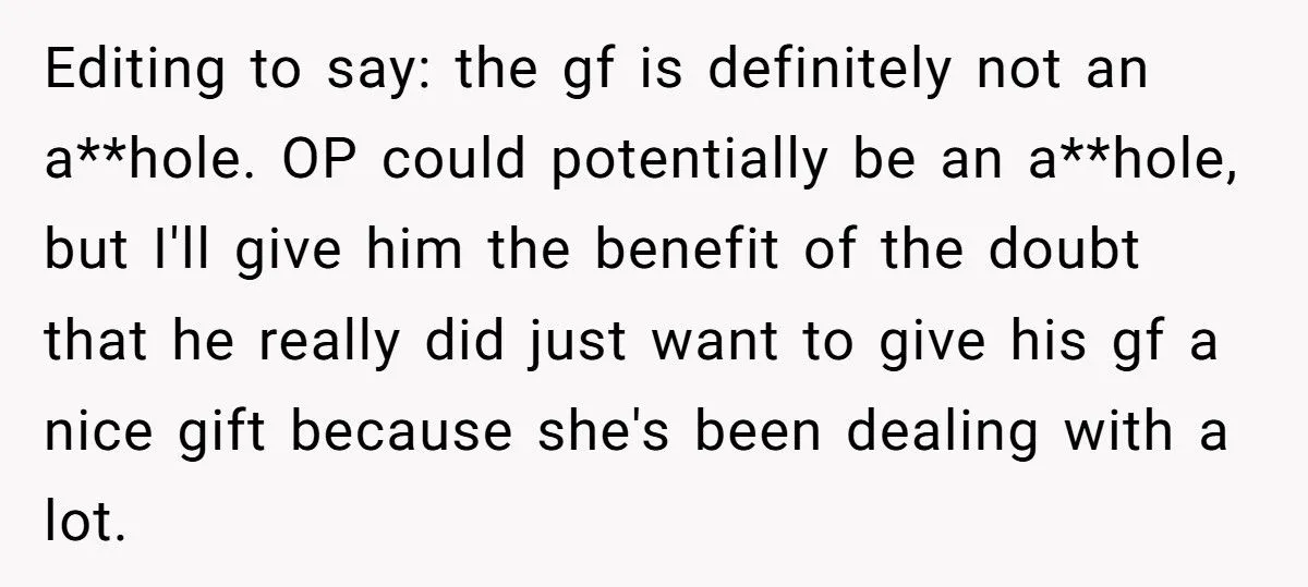 Boyfriend’s Lavish Gift Sparks Girlfriend’s Seizure And Christmas Meltdown