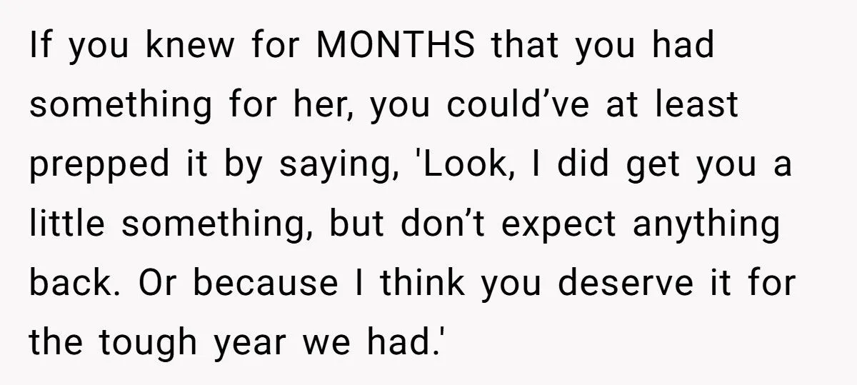 Boyfriend’s Lavish Gift Sparks Girlfriend’s Seizure And Christmas Meltdown