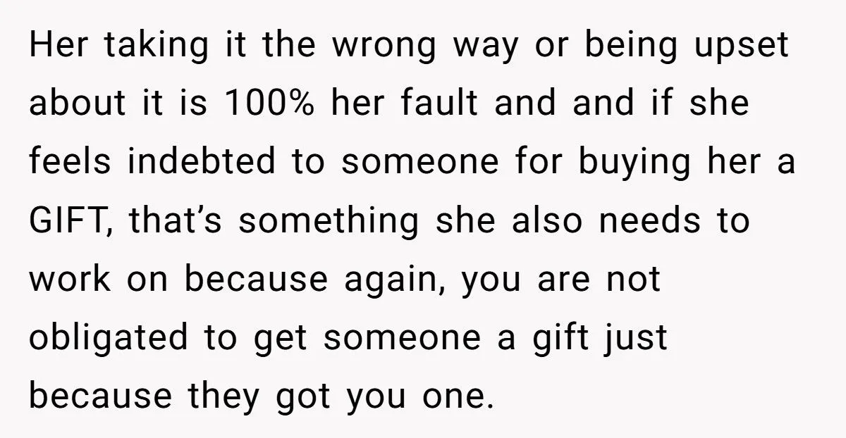 Boyfriend’s Lavish Gift Sparks Girlfriend’s Seizure And Christmas Meltdown