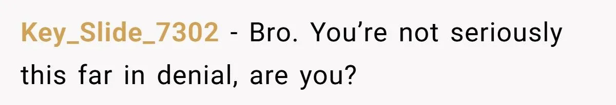 He Told His Girlfriend He Finds It Weird That Her Best Friend Cuddles With Her When He’s Not Around